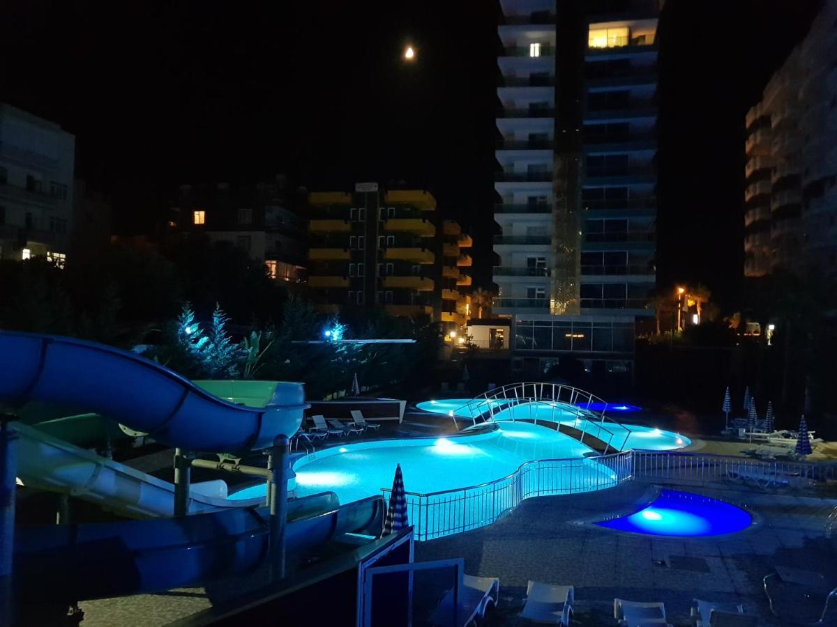Lejlighed Empire Alanya/mahmutlar 50m от моря Alanya