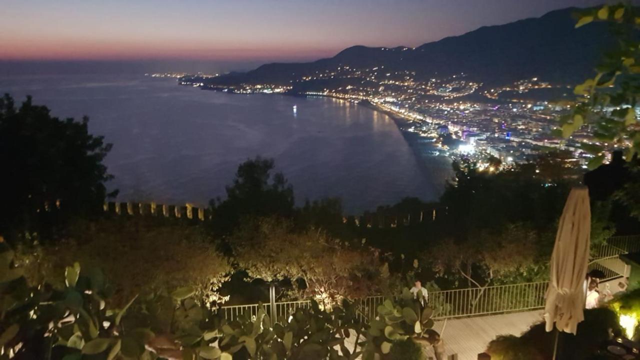 Leilighet Empire Alanya/mahmutlar 50m от моря *